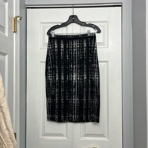 Banana Republic Black and White Women's Sloan Pencil Skirt
